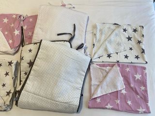 Juego sábanas cuna reversible estrellas