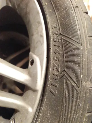 Llantas Seat