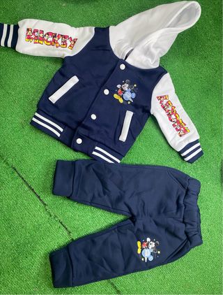 Abbigliamento sportivo per bambini