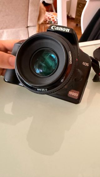 Cámara Canon EOS 1000D