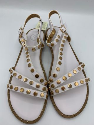 Sandali donna bianchi con borchie oro n.39