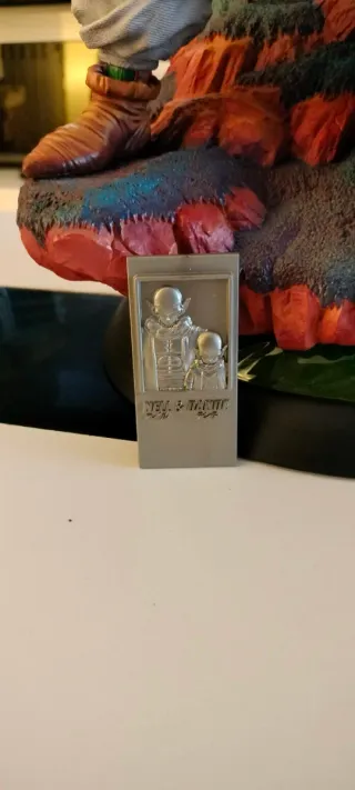 Figura Nail y Dende White Hole