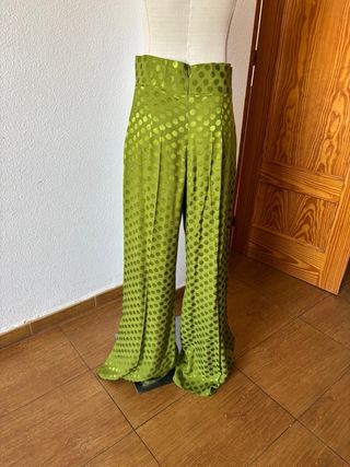 Traje pantalón Matilde Cano talla 40