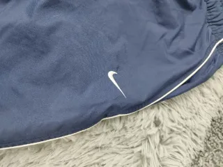 Pantalón corto Nike azul