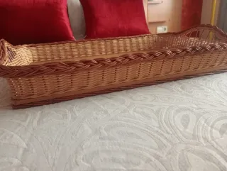 Cesta de mimbre y madera(Multiusos)