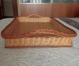 Cesta de mimbre y madera(Multiusos)