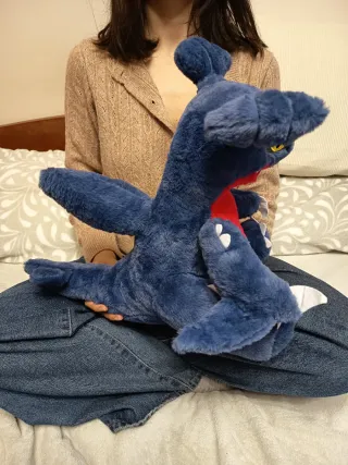 Peluche pokemon Garchomp 40 cm