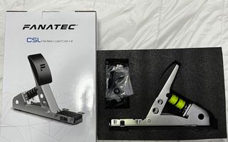 Volante e pedaliera Fanatec per PC