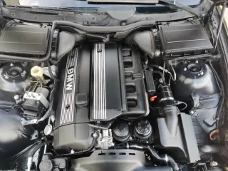 BMW Serie 5   525 IA