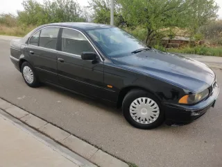 BMW Serie 5   525 IA