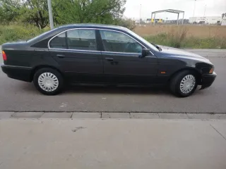 BMW Serie 5   525 IA