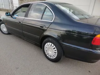 BMW Serie 5   525 IA