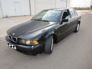 BMW Serie 5   525 IA
