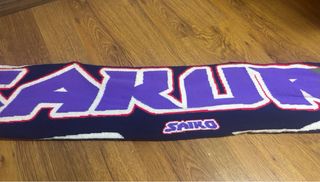 Camiseta XS Saiko + Funda iPhone 15 + Bufanda