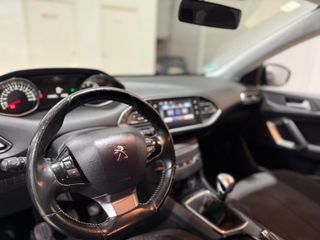 Peugeot 308 308 SW Business Line 1.6 BlueHDi 120