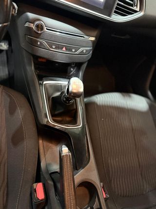 Peugeot 308 308 SW Business Line 1.6 BlueHDi 120