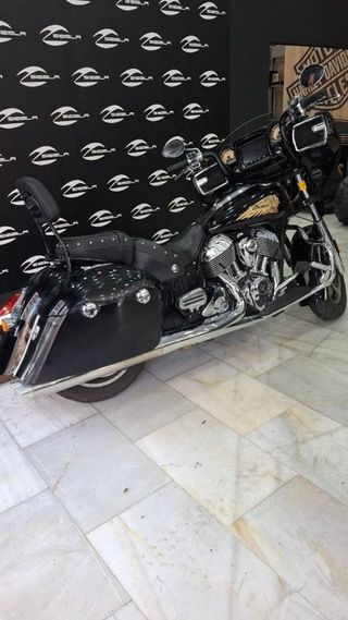 Indian Chieftain | 37.000 km | Negra | 18.999€