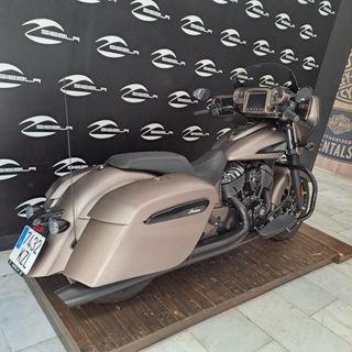 Indian Chieftain Dark Horse 2019 | 4.999 km | Gris Mate | 24.999€
