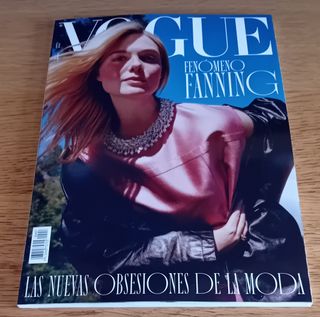 NEW ELLE FANNING VOGUE ESPAÑA REVISTA ABRIL 2026