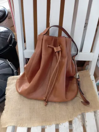 Bolso piel Massimo Dutti color camel
