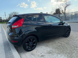 Ford Fiesta Titanium 1,6CDTI año 2012 200.000km