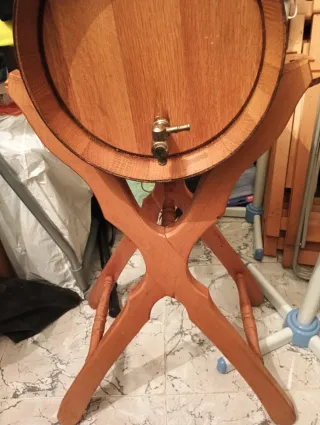 Barril de vino de madera