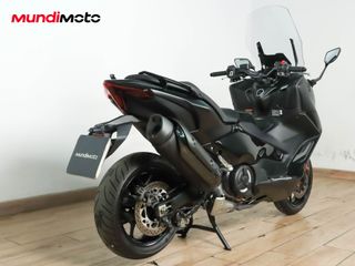 YAMAHA T-MAX 560 TECH MAX