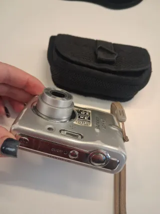 Cámara Nikon Coolpix L10 Plata