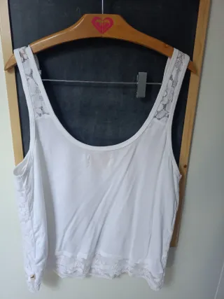 Blusita tirantes blanca encaje