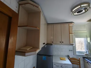 Muebles de cocina madera y plástico