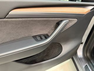 Tesla Model Y Performance 4WD