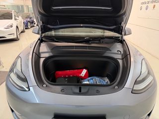Tesla Model Y Performance 4WD