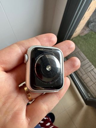 Apple Watch Series 5 gris