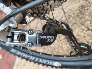 Bicicleta Canyon Nerve XC Doble Suspensión