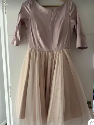 Vestido color lila parte de arriba y tull