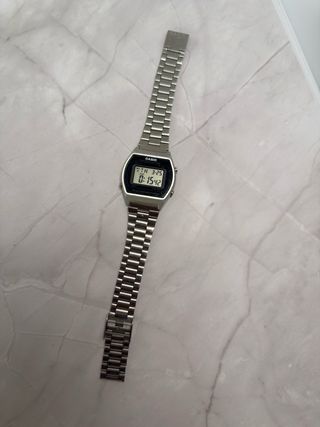 Casio B640W Vintage Plateado Retro Clásico