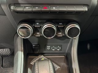 Renault Captur Zen TCe 140 EDC GPF Micro Híbrido