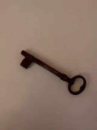 Llave antigua de hierro