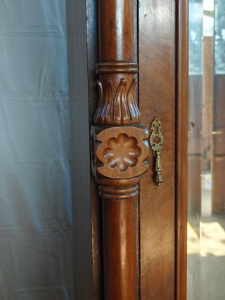 Armario Vestidor Antiguo Tallado Madera y Espejo