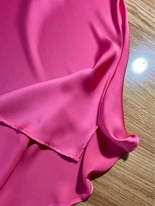 Blusa satinada rosa elegante talla 38