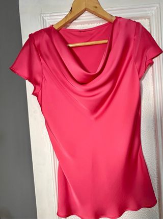 Blusa satinada rosa elegante talla 38
