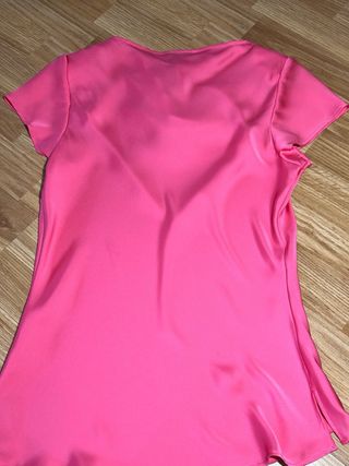 Blusa satinada rosa elegante talla 38