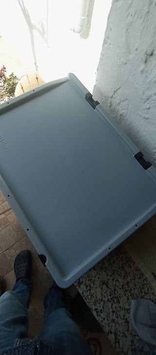 Amoladora radial con discos