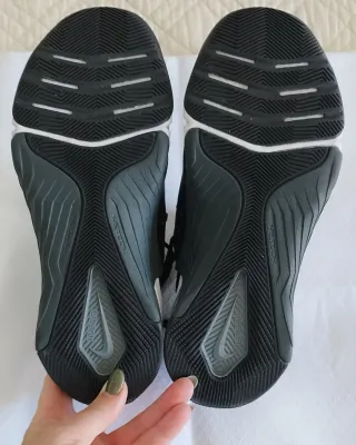 Nike Medcon 8 Mujer Negro/Blanco