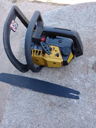 Motosierra McCULLOCH MAC 310.