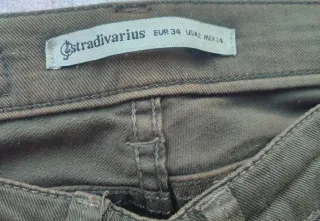 Pantalón vaquero verde roto Stradivarius T.34