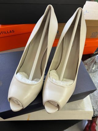 Zapatos nuevos de novia talla 40