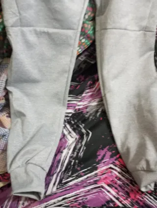 Pantalón chándal gris chico