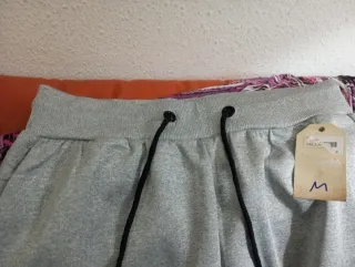 Pantalón chándal gris chico