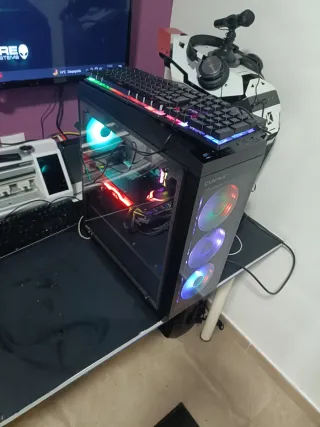 PC Gaming con RGB
